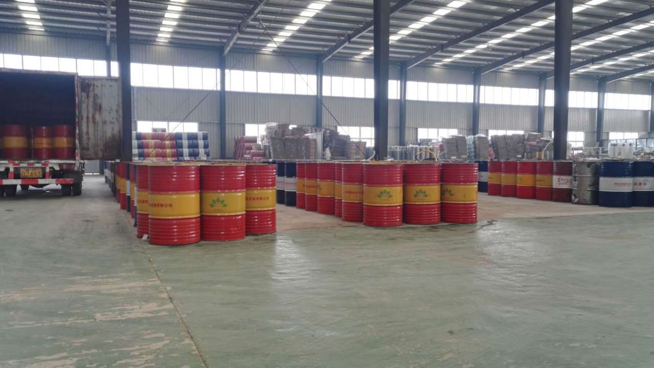 船用潤(rùn)滑油與陸上用柴油機(jī)油有什么不同?那個(gè)品牌的好用？